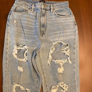 Urban outfitters bdg mom high rise distressed jeans size 27